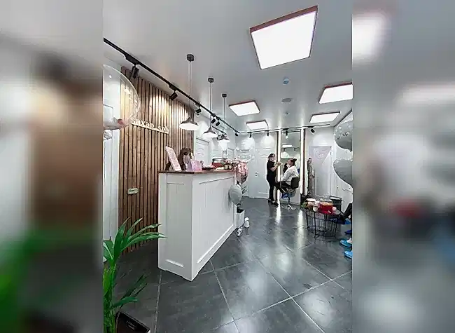 салон на Владимирской